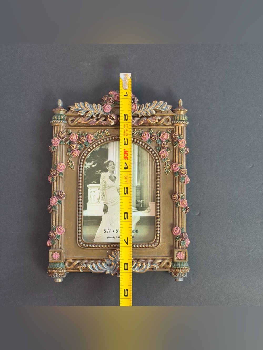 Picture frame with Rose trellis-Abigail Huller ceramic resin 3½" × 5" - Picture 6 of 8